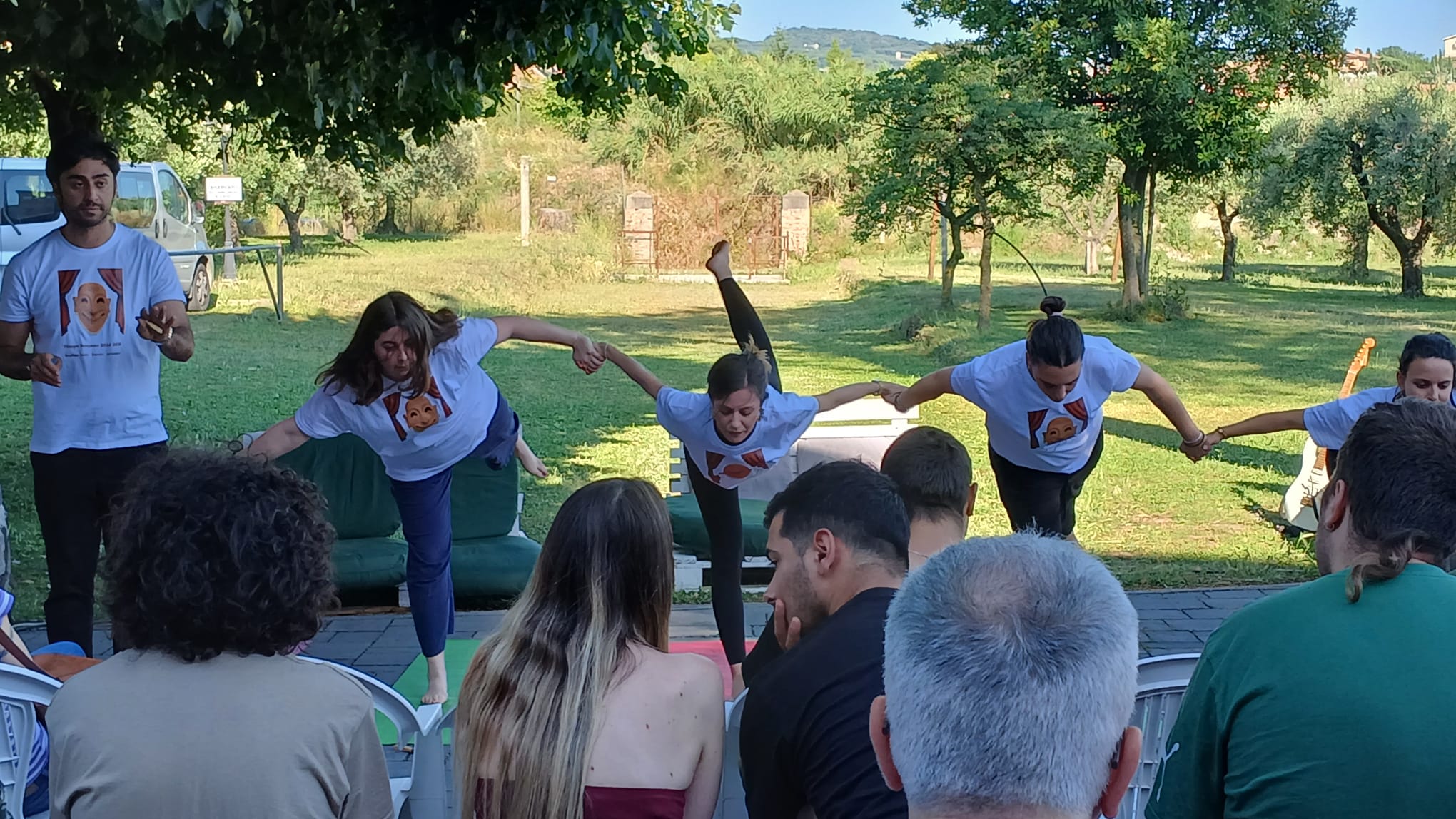 momento Yoga: il saluto al sole